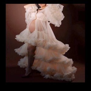 Sheer Tulle Maternity Robe for Photo Shoot